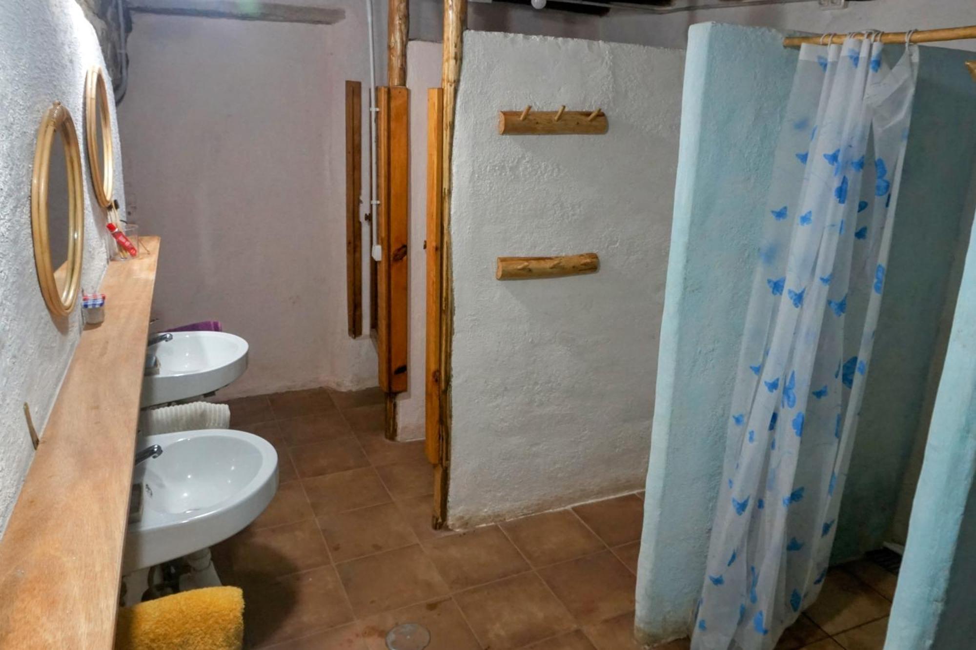 Albergue Del Oso Tierraluz Арбусьєс Екстер'єр фото